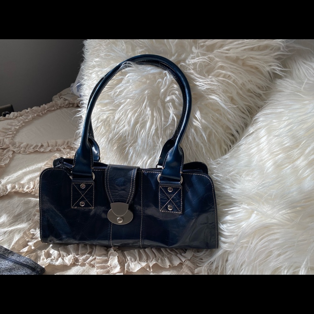 Beautiful Navy Leather Bag.